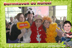 Fotos do evento Rafael - 03.09.11. Foto numero 095 da Social Click Fotografia Digital, do Rio de Janeiro, RJ, que faz fotos divertidas, fotos malucas, fotos com fantasias, fotos na hora, fotografia maluca, fotografia divertida com molduras personalizadas. fotos divertidas malucas foto maluca animadas animado rj rio de janeiro divertida fantasia animada fotografa festa debutante fotógrafa fotografos casamentos fotografo