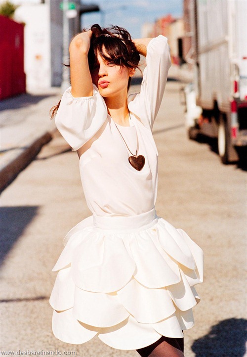 Zooey Deschanel linda sensual sexy sedutora desbaratinando (80) Zooey Deschanel linda sensual sexy sedutora desbaratinando (80)
