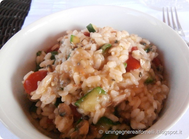 risotto riso zucchine pomodorini vongole timo