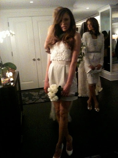 So love this Carvin (European brand -- very sexy, french, and feminine). So love this Carvin (European brand -- very sexy, french, and feminine).