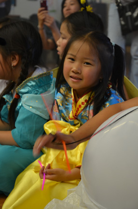 gdpt chanh tam, Lễ Halloween 2011, gdpt, chanhtam, www.chanhtam.org gdpt chanh tam, Lễ Halloween 2011, gdpt, chanhtam, www.chanhtam.org
