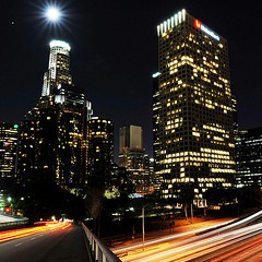 Carl Franklin rendezi az Éjszaka városát