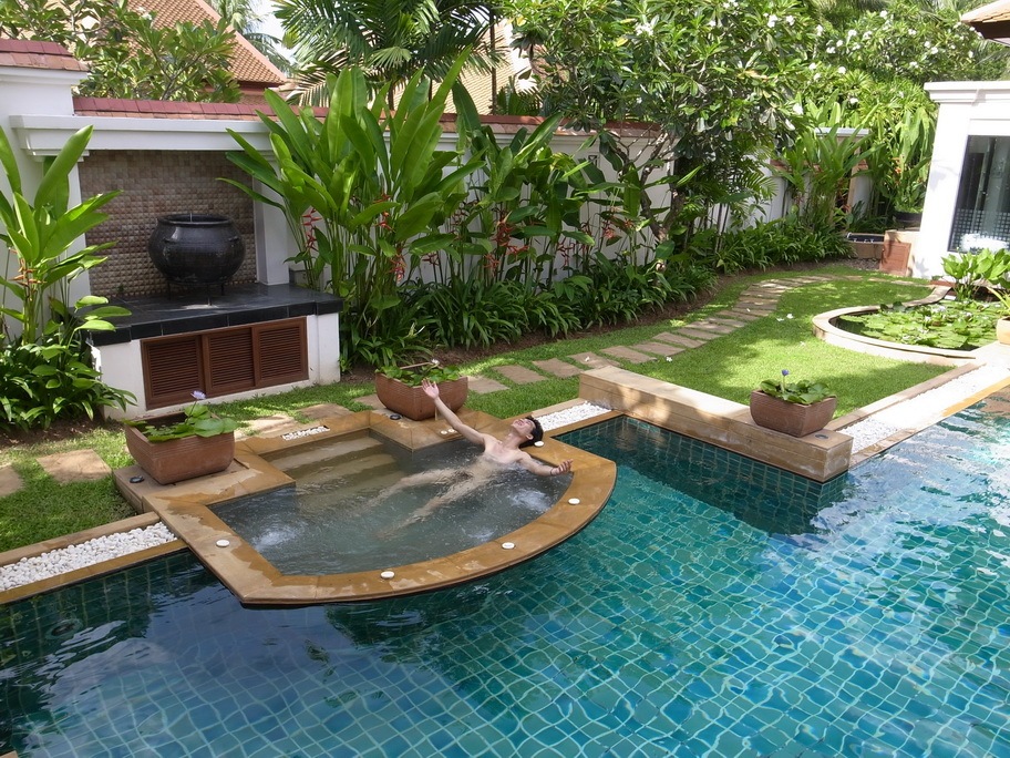[BanyanTree-06%255B2%255D.jpg]