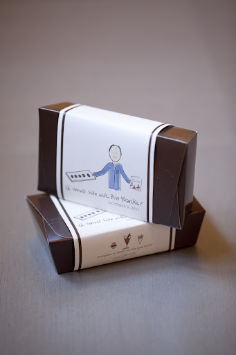 I wanted to do something personal with the artwork for Peter's favor. A simple drawing or picture printed from your home computer and wrapped around a box is just the ticket. Check out this one from Nashville Wraps. I wanted to do something personal with the artwork for Peter's favor. A simple drawing or picture printed from your home computer and wrapped around a box is just the ticket. Check out this one from Nashville Wraps.