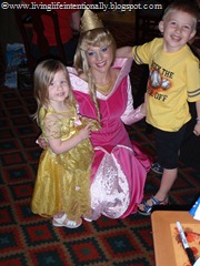 [Disney%25202011%2520292%255B4%255D.jpg]