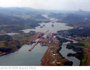 'panama canal' photo (c) 2005, dsasso - license: http://creativecommons.org/licenses/by-sa/2.0/