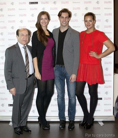 [De%2520izq%2520a%2520derecha%2520V%25C3%25ADctor%2520Mart%25C3%25ADnez%252C%2520pte%2520Salerm%2520Cosmetics%252C%2520Desir%25C3%25A9%2520y%2520Miguel%2520%25C3%2581ngel%252C%2520ganadores%25202011%2520y%2520Mireia%2520Verd%25C3%25BA%252C%2520directora%2520Francina%2520Models.%255B8%255D.jpg]