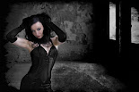 0089 20070310 1943656361%252520 %2525202%2525201 Gothic girl Pictures of the Week