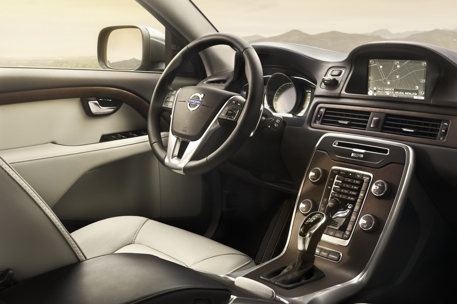 [2014-Volvo-S80-V70-XC70-20%255B2%255D.jpg]