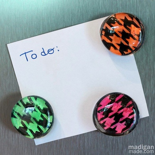 [neon-crafts-gem-magnets-diy-004.jpg]