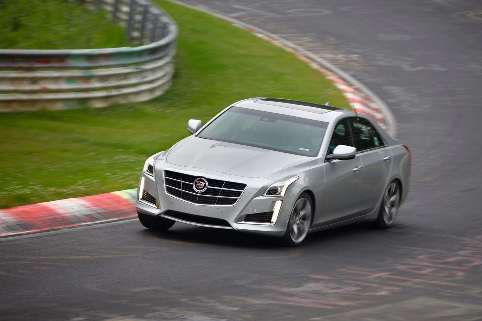 [2014-Cadillac-CTS-Sedan-002%255B3%255D.jpg]