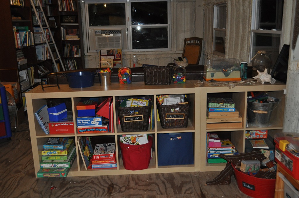 [schoolbarn%2520017%255B3%255D.jpg]