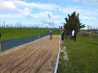 S0257725.JPG