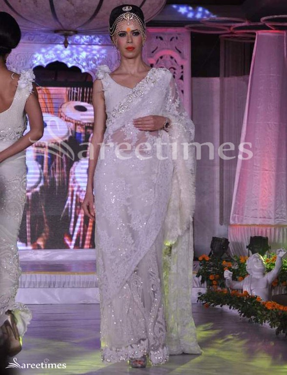 [Rohhit_Verma_Embroidery_Sari%255B4%255D.jpg]