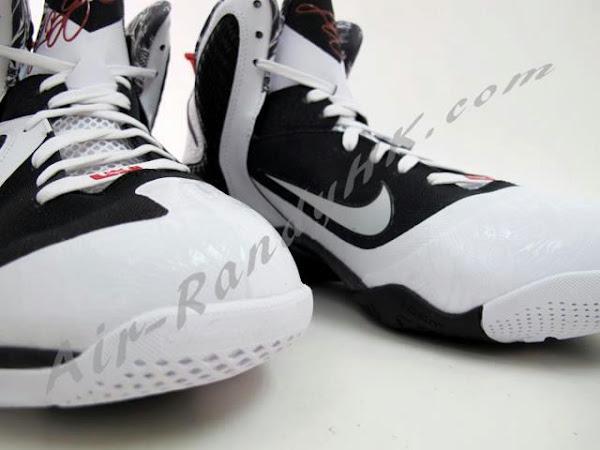 Detailed Look at Nike LeBron 9 X Freegums