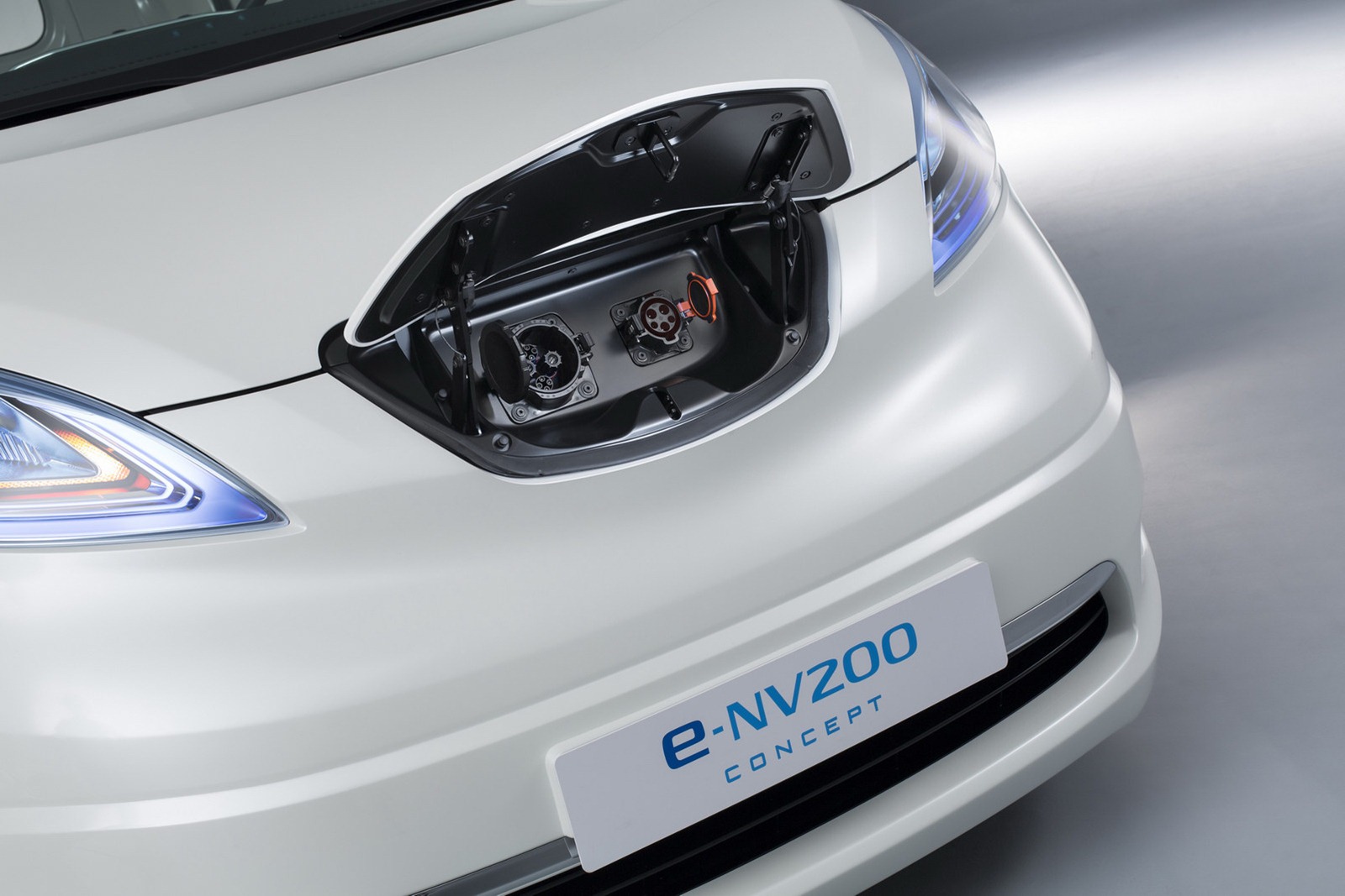 [Nissan-e-NV200-11%255B2%255D.jpg]
