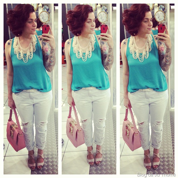 look jeans destroyed, camisa floral e blusa verde (2)