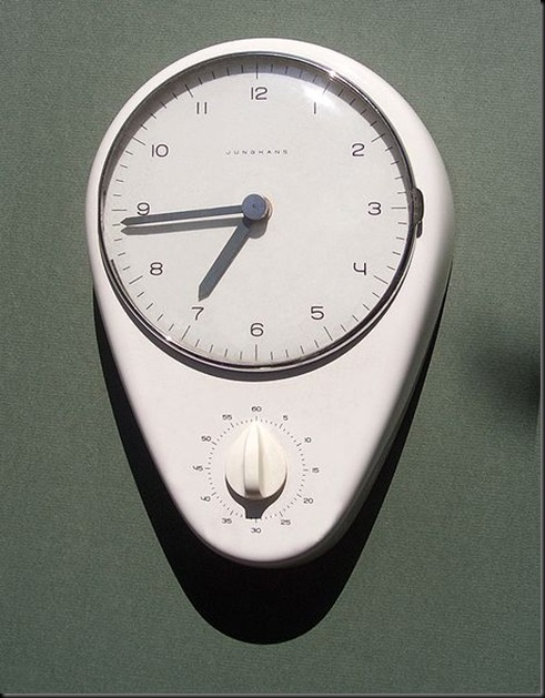 Max_Bill_Junghans_clock