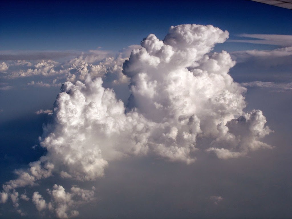 [Cloud_From_Plane_1%255B3%255D.jpg]