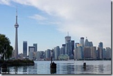 Torre CN, vista da Toronto Island
