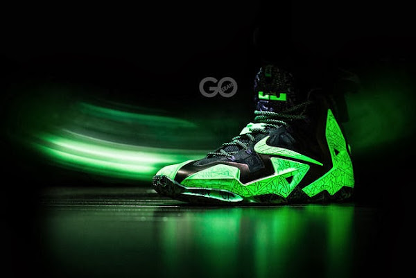 This is How 8220Gator King8221 Nike LeBron 11 Glows Under Black Light