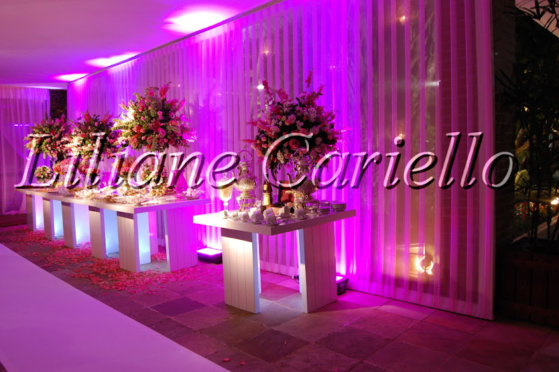 Fotos de Casamento Renata e Abelardo no Clube Paissandu. Foto numero 01 da cerimonialista Liliane Cariello, do Rio de Janeiro, RJ, que faz cerimonial de casamentos, cerimonial de eventos, cerimonial de festas, cerimonial de 15 anos, cerimonial de bodas, cerimonial de eventos sociais, cerimonial de aniversários, decoração de casamento, decoração de festas de 15 anos, decoração de eventos sociais, decoração de aniversários, buffet de casamento, buffet de 15 anos, buffet festas, buffet eventos e assessoria cerimonial. Liliane Cariello Clube Paissandu cerimonial casamento cerimonialista eventos casamentos rio flores para decoração de igreja presente custo festa cardapio buffet fotos decoracao