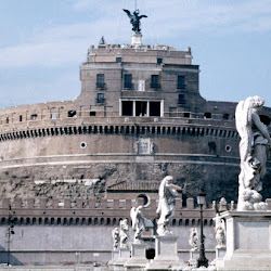 44.- Mausoleo de Adriano. Roma.