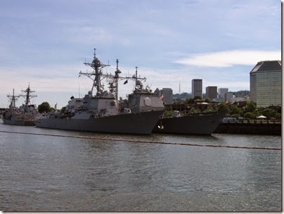 IMG_0971 Arleigh Burke-class Destroyer USS Kidd (DDG-100) & Ticonderoga-class Guided Missile Cruiser USS Lake Champlain (CG-57) in Portland, Oregon on June 8, 2008