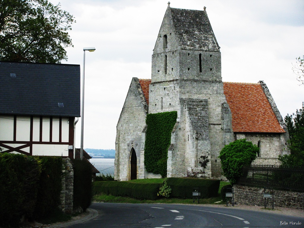 [12th%2520Century%2520Church%2520in%2520Vasouy%252C%2520France%255B9%255D.jpg]