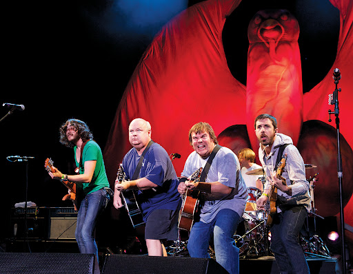 Tenacious D w/ The Sights @ SB Bowl The D is back! Actor Jack Black (second from right) leads comedy rock outfit Tenacious D during their May 23 show at the Santa Barbara (Calif.) Bowl in support of their new album “Rize of the Fenix.”