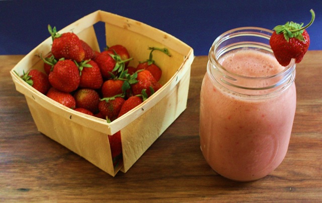 [strawberry%2520smoothie%255B4%255D.jpg]