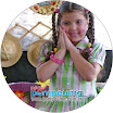 Menina de vestido verde.jpg