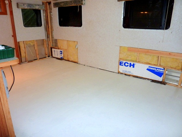 [P10200924.jpg]