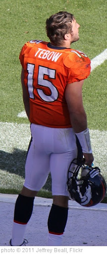 'Tim Tebow' photo (c) 2011, Jeffrey Beall - license: http://creativecommons.org/licenses/by-sa/2.0/