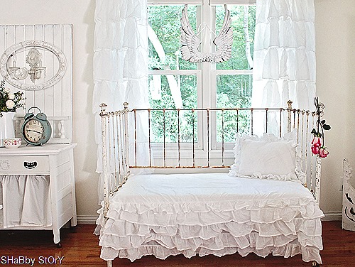 shabbystorybabybed shabbystorybabybed
