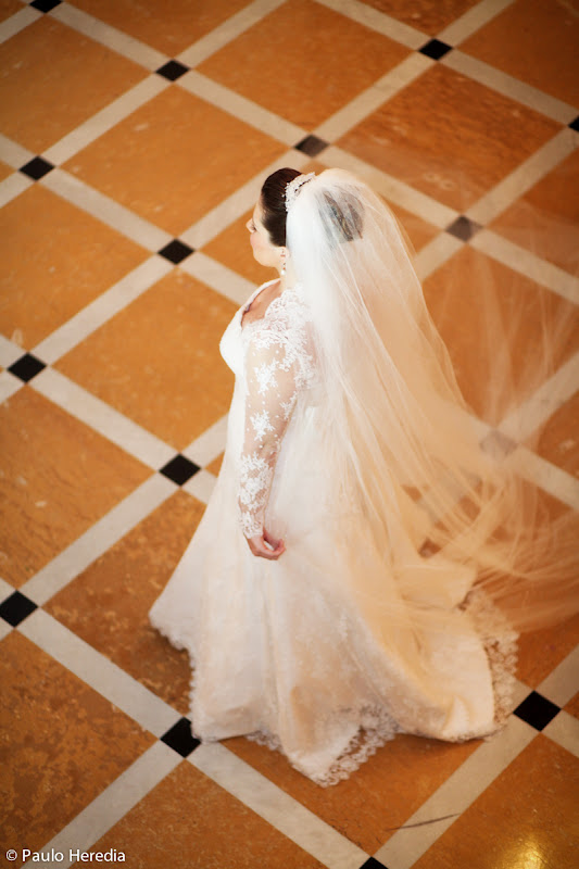 Fotos de Fernanda ♥ Leonardo. Foto numero 0510 de Paulo Heredia Fotografia, fotos de casamento em Niteroi e Rio de Janeiro, RJ. O fotografo Paulo Heredia faz fotos de casamento, fotos de festas, ensaios de casal (e-session), fotos de moda e fotos para editorial.