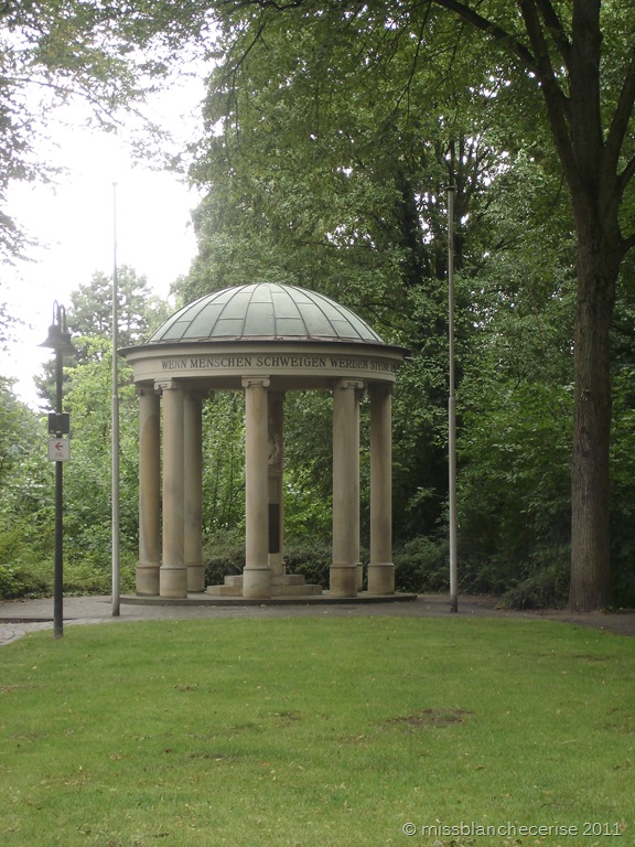 [DSC07023%255B8%255D.jpg]