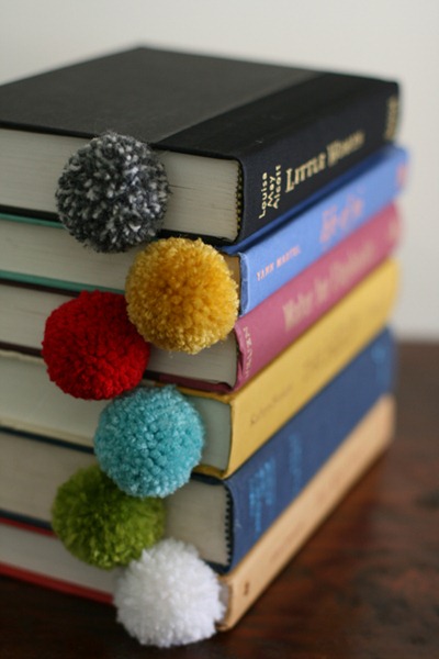 yarn ball bookmarks at design mom