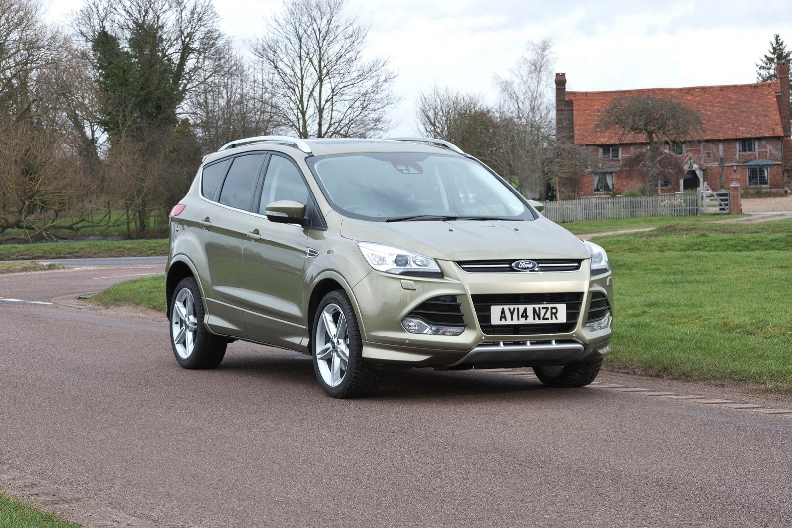 [Ford-Kuga-Titanium-10%255B2%255D.jpg]