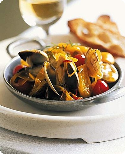Zuppa di vongole veraci allo zafferano Zuppa di vongole veraci allo zafferano