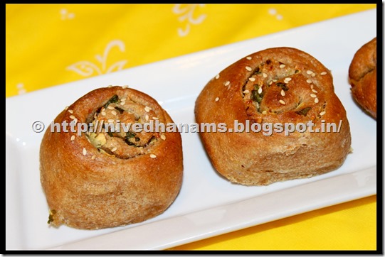 Whole Wheat Garlic Buns - IMG_3496