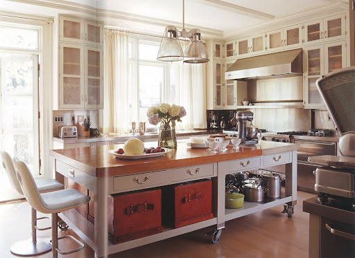 Simply dreamy. The island (on wheels) is fantastic for storage, work surface or a quick bite. Simply dreamy. The island (on wheels) is fantastic for storage, work surface or a quick bite.