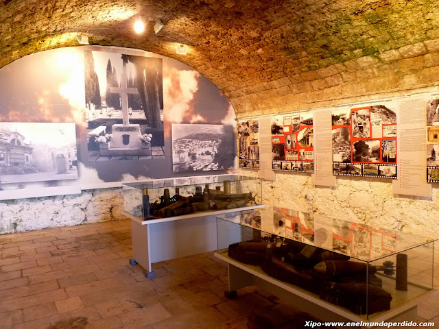 interior-museo-guerra-dubrovnik.JPG