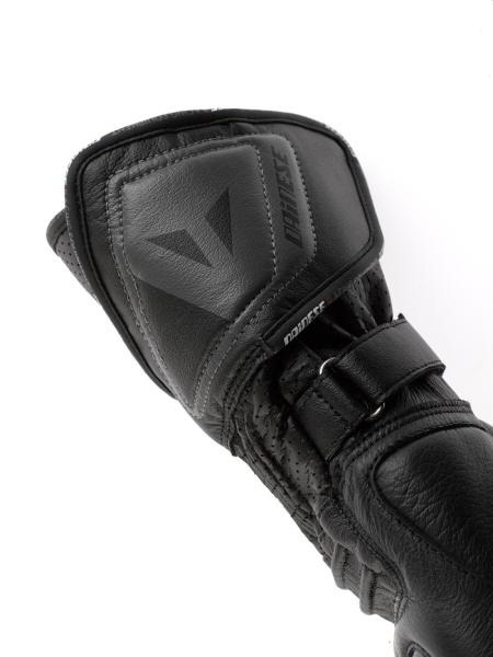 [dainese-carbon-cover-gloves-gantia-dermatina-motosikletas-bikeaccessoriesathens-2%255B4%255D.jpg]