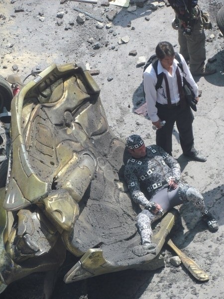 Avengers set crash 06
