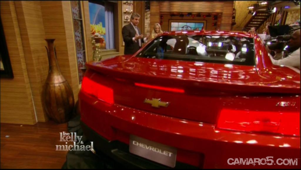 2014-Chevrolet-Camaro-SS-5[3].jpg