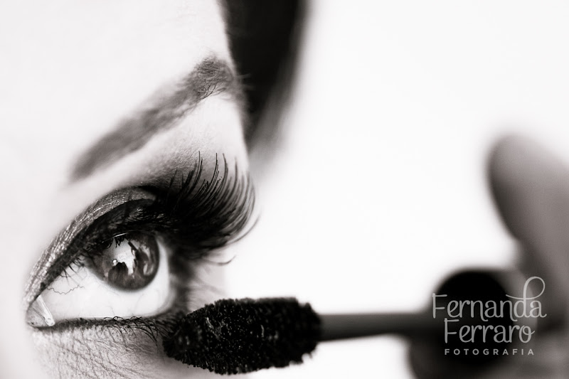 Fotos de Os preparativos.... Foto numero 12 de Fernanda Ferraro, fotografa do Rio de Janeiro (RJ), que faz fotos de casamento (fotografias de casamentos) e fotos de eventos em todo o Rio de Janeiro. Making of Foto de casamento noiva fotos Fernanda Ferraro rio janeiro fotografo fotografa para fotografos noivado fotografias casamentos site