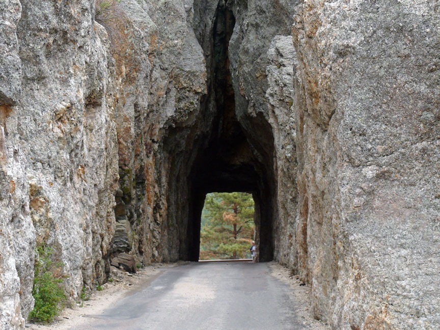 [Needles%2520Tunnel2%255B5%255D.jpg]