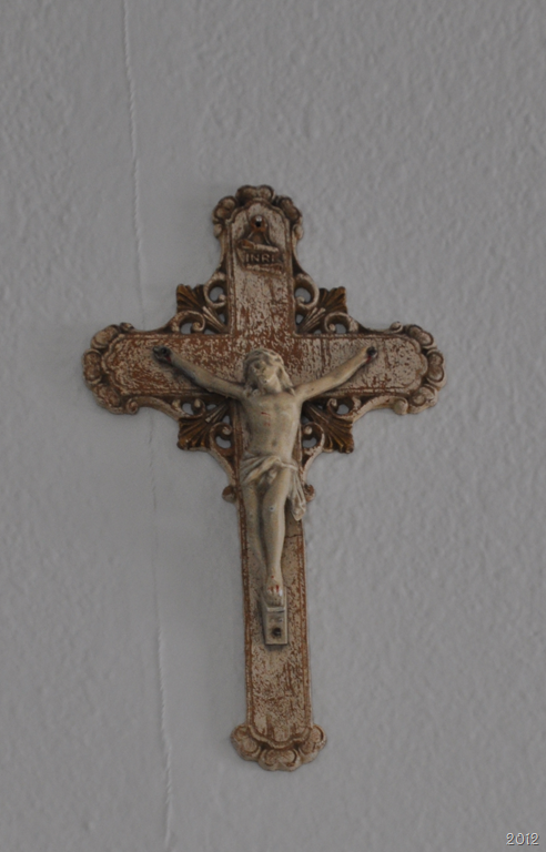 [crucifix58.png]