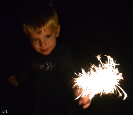 [bonfire%2520033%255B8%255D.jpg]